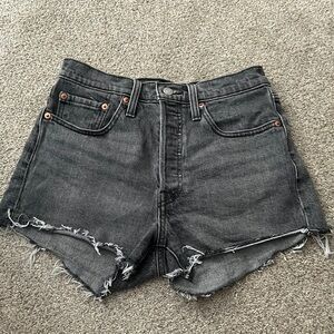 Levi’s size 26 501 Jean shorts